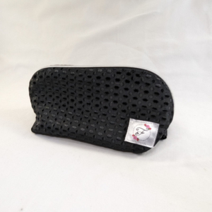 Petite trousse upcyclée noire à pois Fancybèle1 Petite trousse upcyclée noire à pois Fancybèle