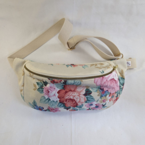 Sacoche banane upcyclée beige fleurie Fancybèle1 Sacoche banane upcyclée beige fleurie Fancybèle